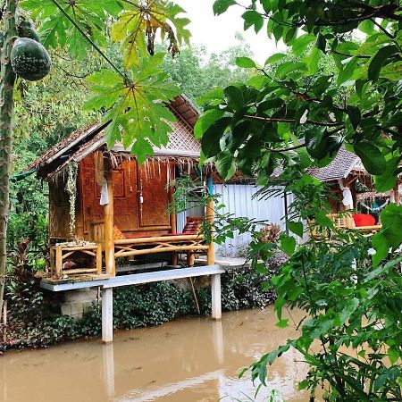 Nakhon Si Ban Na Homestay Nakhon Si Thammarat Extérieur photo