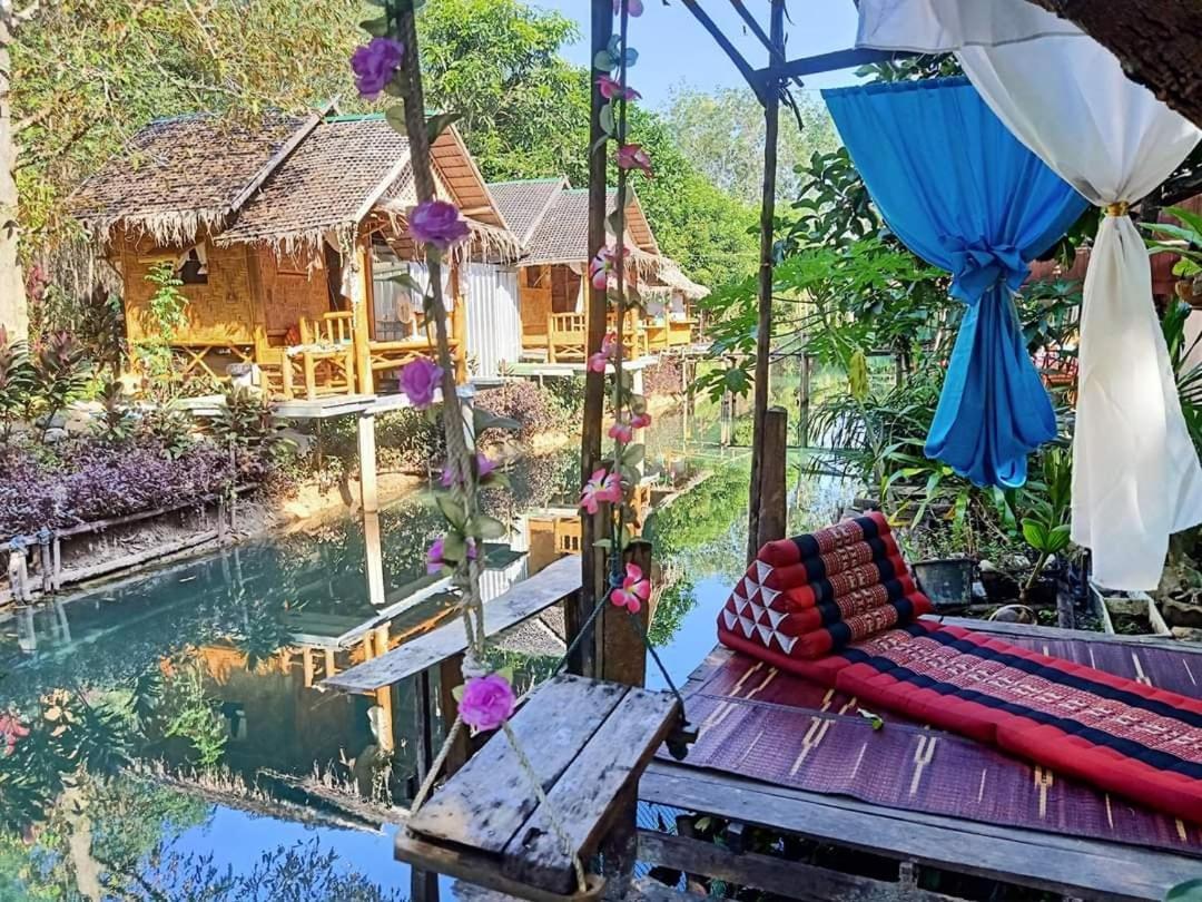 Nakhon Si Ban Na Homestay Nakhon Si Thammarat Extérieur photo