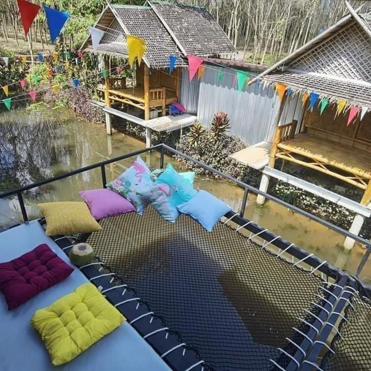 Nakhon Si Ban Na Homestay Nakhon Si Thammarat Extérieur photo