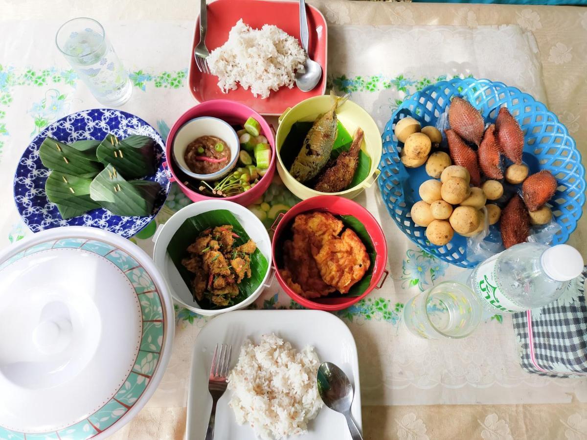 Nakhon Si Ban Na Homestay Nakhon Si Thammarat Extérieur photo